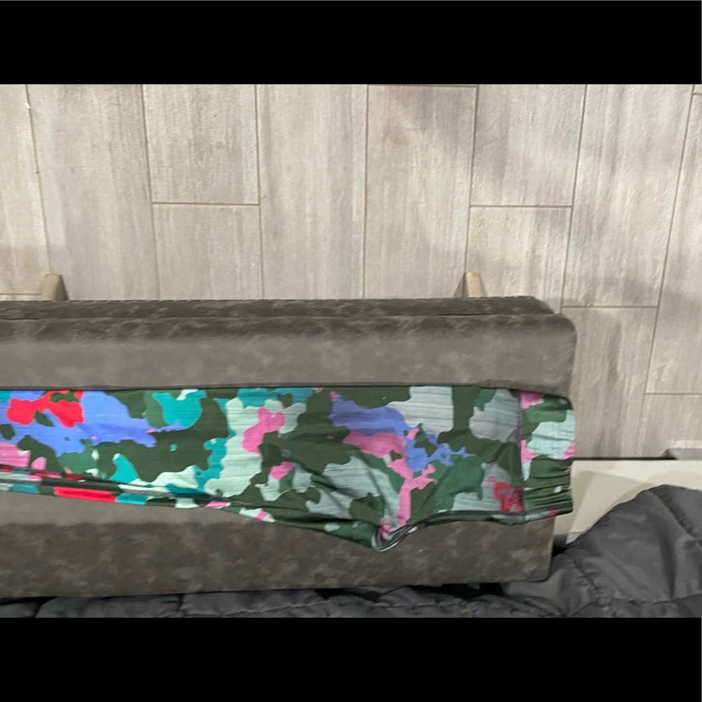 Terez medium yoga pant multicolor camo